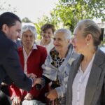 REALIZAN HONORES A LA BANDERA EN LA ESTANCIA DEL ADULTO MAYOR