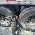 Motociclista se salva de morir atropellado por un tráiler en Fresnillo