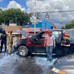 Se incendia camioneta en Paseo del Mineral